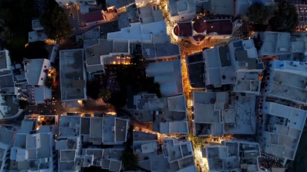 Mykonos. Ciudad. Gente. Amanecer. Antenas. 4k. Drone. — Vídeos de Stock