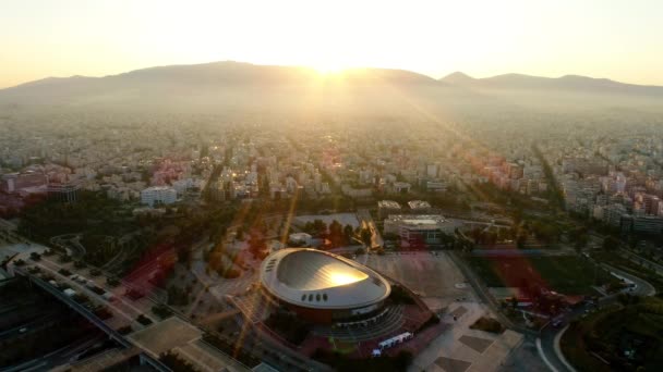 Athen. Stadt. Stadion. Menschen. Sonnenaufgang. Antennen. 4k. Drohne — Stockvideo