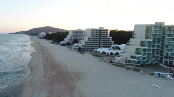 Hotel. Bulgaria. City. Beach. Water. Sunrise. Aerials. 4k. Drone — Stock Video