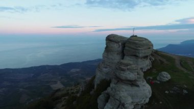 Kırım. Bulut. Doğa. Dağ. Anten. 4k. Drone