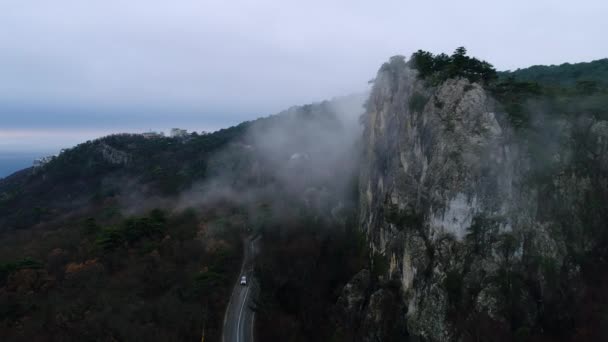 A Crimeia. Nuvens. Natureza. Montanha. Aeriais. 4K. Drone. — Vídeo de Stock