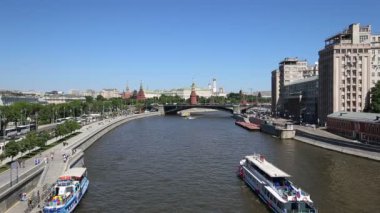 Moskova Nehri ve Kremlin (gün), Moskova, Rusya - Moskova'nın en popüler görünümü   