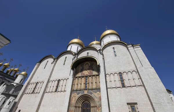 Insidan Moskva Kreml Dag Assumption Katedralen Domkyrkan Dormition Uspensky Sobor — Stockfoto