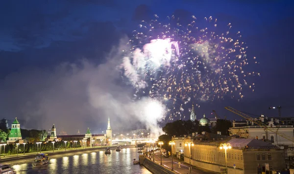 Fuochi Artificio Sul Cremlino Mosca Russia Vista Più Popolare Mosca — Foto Stock