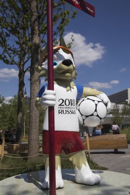 Moskova, Rusya June17, 2018: 2018 FIFA Dünya Kupası Rusya--kurt Zabivaka'nın resmi maskotu. Moskova  