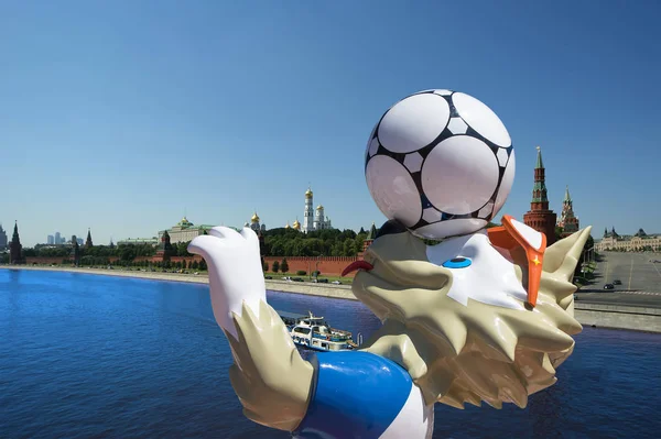 Moskova, Rusya June17, 2018 FIFA Dünya Kupası Rusya--kurt Zabivaka'nın 2018:Official maskotu. Moskova  