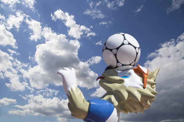 Moskova, Rusya June17, 2018 FIFA Dünya Kupası Rusya--kurt Zabivaka'nın 2018:Official maskotu. Moskova  