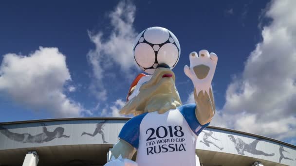 Moscú Rusia Agosto 2018 Mascota Oficial Copa Mundial Fifa 2018 — Vídeo de stock