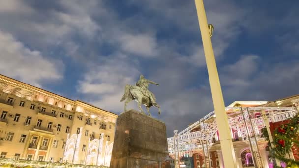 Karácsonyi Újévi Ünnepek Megvilágítás Moszkva Központjában Tverskaya Tér Éjjel Jurij — Stock videók