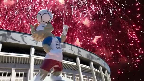 Moscú Rusia Agosto 2018 Fuegos Artificiales Sobre Mascota Oficial Copa — Vídeos de Stock