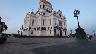 Moskova, Rusya 17 Ağustos 2018: Mesih İsa Katedrali (gece), Moskova, Rusya Federasyonu 