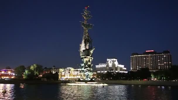 Moscú Rusia Agosto 2018 Terraplén Del Río Moskow Moskva Estatua — Vídeo de stock