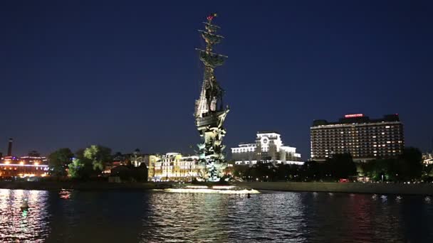 Moskou Augustus 2018 Moskow Moskva Rivier Dijk Peter Grote Standbeeld — Stockvideo