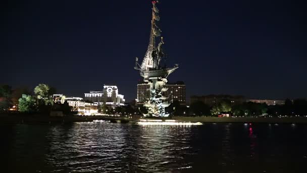 Moskwa Rosja Sierpień 2018 Nabrzeże Rzeki Moskow Moskwa Pomnik Piotra — Wideo stockowe