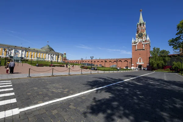 Május 2018 Ban Moszkvában Spasskaya Torony Moszkvai Kreml Oroszország Nap — Stock Fotó