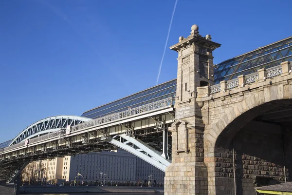 Uitzicht Brug Van Pushkinsky Andreevsky Moskou Rusland — Stockfoto