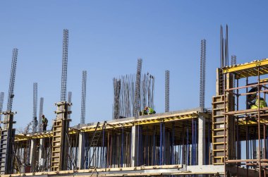 Moskova, Rusya 17 Ekim 2018: Çok katlı bina yapım aşamasında (yeni konut kompleksi), Moskova, Rusya Federasyonu 