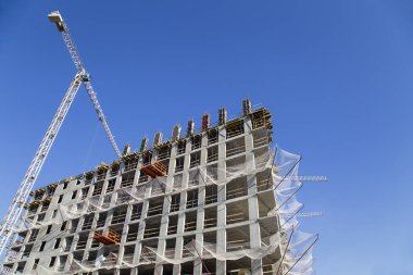 Çok katlı bina altında inşaat (yeni konut kompleksi), Moskova, Rusya Federasyonu 