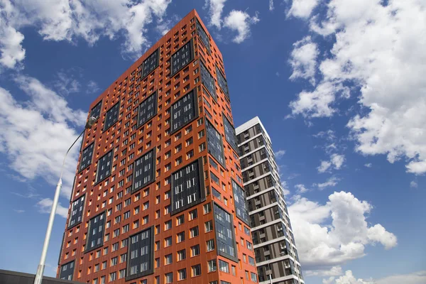 Mehrstöckiges Gebäude Bau Neuer Wohnkomplex Gegen Den Himmel Moskau Russland — Stockfoto