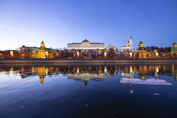 Vista Rio Moskva Kremlin Noite Moscou Rússia Vista Mais Popular — Fotografia de Stock