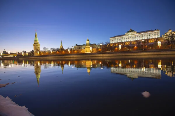 View Moskva River Kremlin Night Moscow Russia Most Popular View — стоковое фото