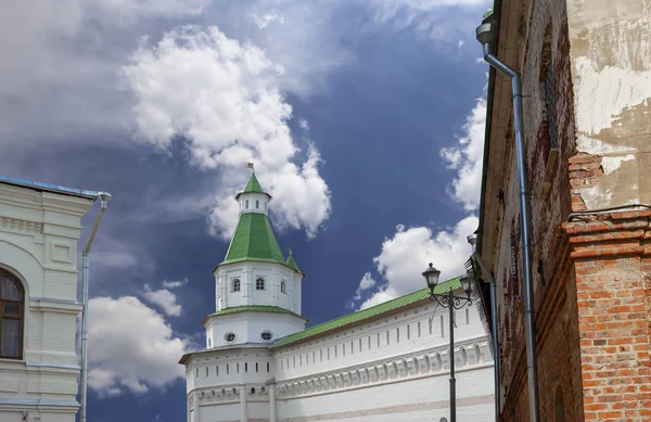 復活修道院 Voskresensky 修道院 Novoiyerusalimsky 修道院 新しいエルサレムの神殿 モスクワ地域 ロシアのロシア正教教会の主要な修道院です 1656 年に総主教の住居として設立されました — ストック写真