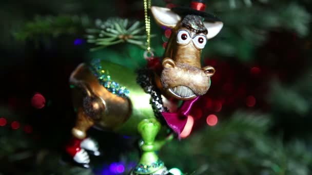 Красива Різдвяна Ялинка Декоративними Іграшками — стокове відео