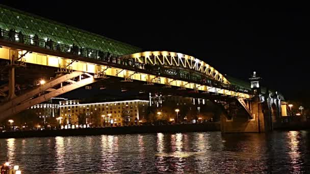 Pushkinsky Andreevsky Köprüsü Moskova Nehri Manzarası Gece Moscow Rusya Federasyonu — Stok video