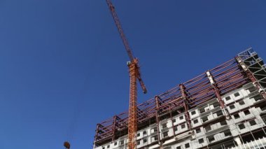 Çok katlı bina altında inşaat (yeni konut kompleksi), Moskova, Rusya Federasyonu  
