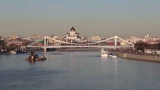 Rio Moskva Aterros Dia Moscou Rússia — Vídeo de Stock