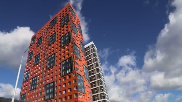 Wielopoziomowy Budynek Budowie Nowy Kompleks Mieszkaniowy Przeciwko Niebo Moskwa Rosja — Wideo stockowe