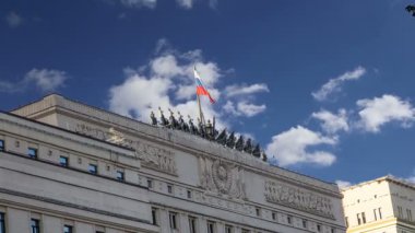 Ana bina, Rus Federation(Minoboron), gün--savunma nınbenimle therussian silahlı kuvvetleri yönetim organıdır. Moscow, Rusya Federasyonu 