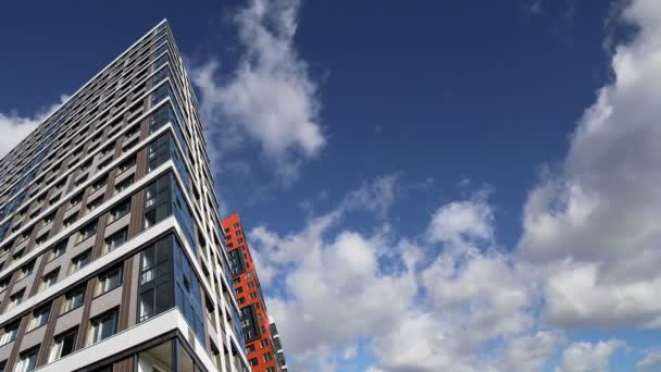 Immeuble Plusieurs Étages Construction Nouveau Complexe Résidentiel Contre Ciel Moscou — Video