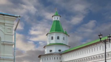 Diriliş Monastery(Voskresensky Monastery, Novoiyerusalimsky Monastery or New Jerusalem Monastery) gökyüzüne karşı--olan Moscow region, Rusya Federasyonu Rus Ortodoks Kilisesi'nin büyük bir manastır