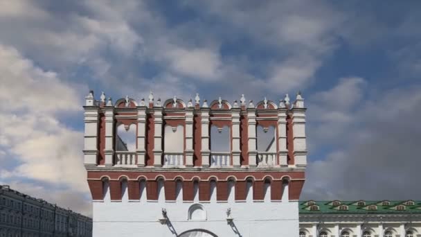 Torre Kutafya Contra Cielo Dentro Del Kremlin Moscú Rusia Día — Vídeo de stock