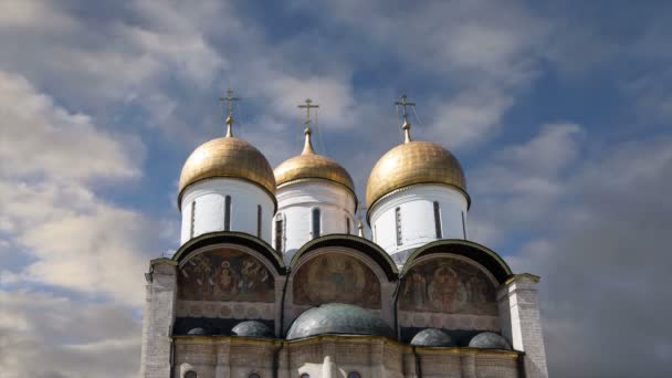 Veronderstelling Cathedral Kathedraal Van Dormition Uspensky Sobor Tegen Hemel Binnenkant — Stockvideo