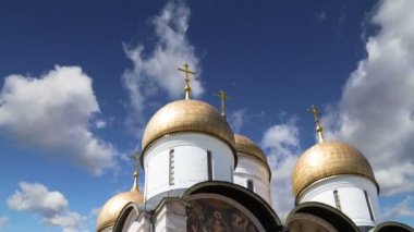 Varsayım Katedrali (Dormition Uspensky sobor Katedrali) gökyüzü. Moskova Kremlin, Rusya (gün içinde)  