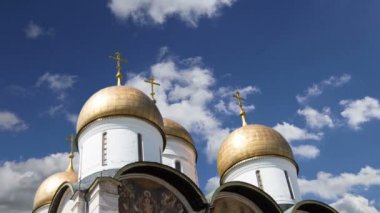 Varsayım Katedrali (Dormition Uspensky sobor Katedrali) gökyüzü. Moskova Kremlin, Rusya (gün içinde)  