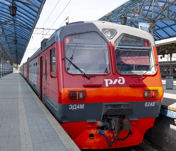 Moscow Rússia Junho 2015 Plataforma Passageiros Moscou Estação Ferroviária Yaroslavsky — Fotografia de Stock