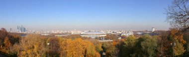 Sparrow Hills veya Vorobyovy Merkezi Moskova panoramik görünümü