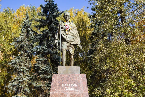 Moscú Rusia Octubre 2018 Monumento Del Famoso Líder Político Espiritual —  Fotos de Stock