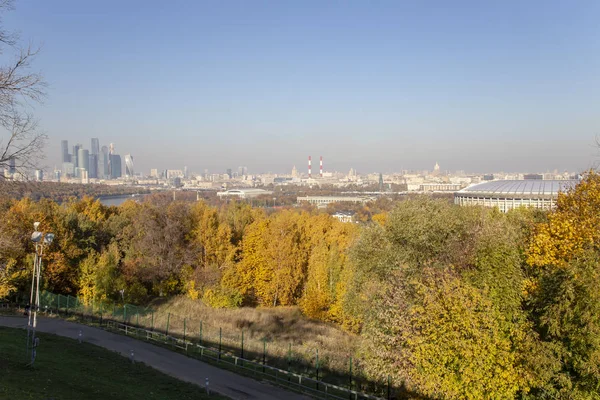 Widok Centrum Moskwy Wzgórza Worobiowe Lub Worobiowy Gory Obserwacji Wyświetlanie — Zdjęcie stockowe