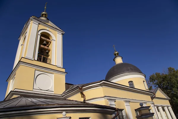 Heliga Treenighetens Kyrka Sparrow Hills Moskva Ryssland — Stockfoto