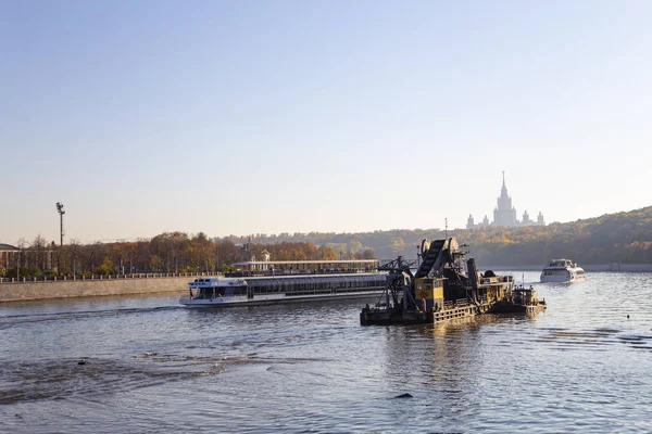 Moscou Russie Octobre 2018 Bateaux Sur Rivière Moskva Journée Été — Photo