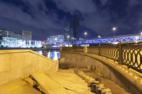 Večerní Pohled Dorogomilovský Most Přes Řeku Moskva Moskow Rusko — Stock fotografie