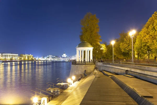 Rotunda Pushkinskaya Töltés Gorkij Parkban Moszkvában Oroszországban Építész Kazakov Épült — Stock Fotó