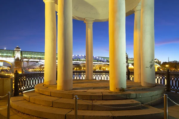 Rotonde Aan Pushkinskaya Embankment Gorky Park Moskou Rusland Architect Kazakov — Stockfoto