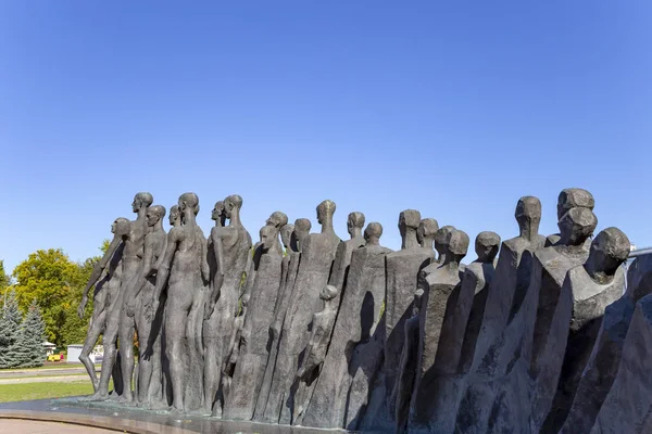 俄罗斯莫斯科 2014年9月16日 纪念碑 俄罗斯莫斯科波克隆纳亚山胜利公园人民的悲剧 为纪念法西斯种族灭绝的受害者而建 — 图库照片