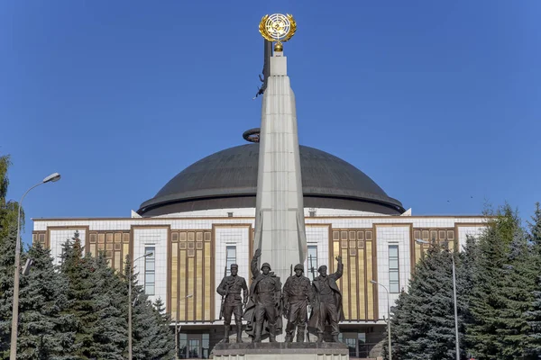 Monumento Paesi Coalizione Hitler Alley Partisan Victory Park Sulla Collina — Foto Stock