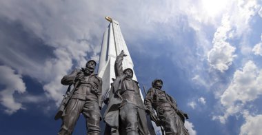 Moskova, Rusya Eylül 16, 2014: Hitler karşıtı koalisyon ülkeleri anıtı, Poklonnaya tepesindezafer parkı Alley Partizan, Moskova, Rusya   